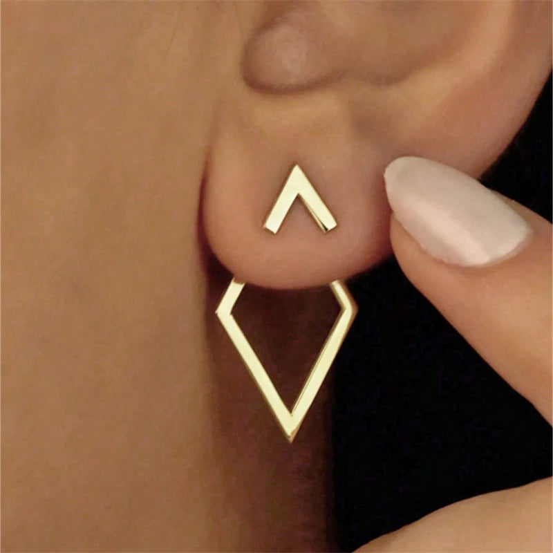 Metal geometric earrings - diamond shaped arrow