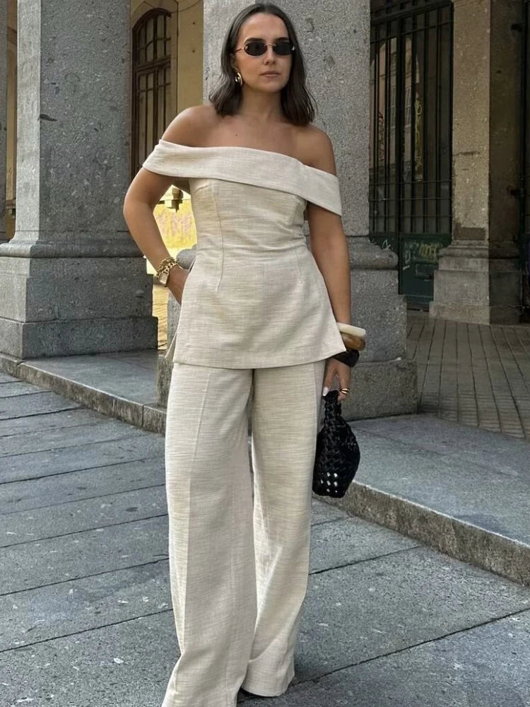 Set Lady - Casual Off-shoulder