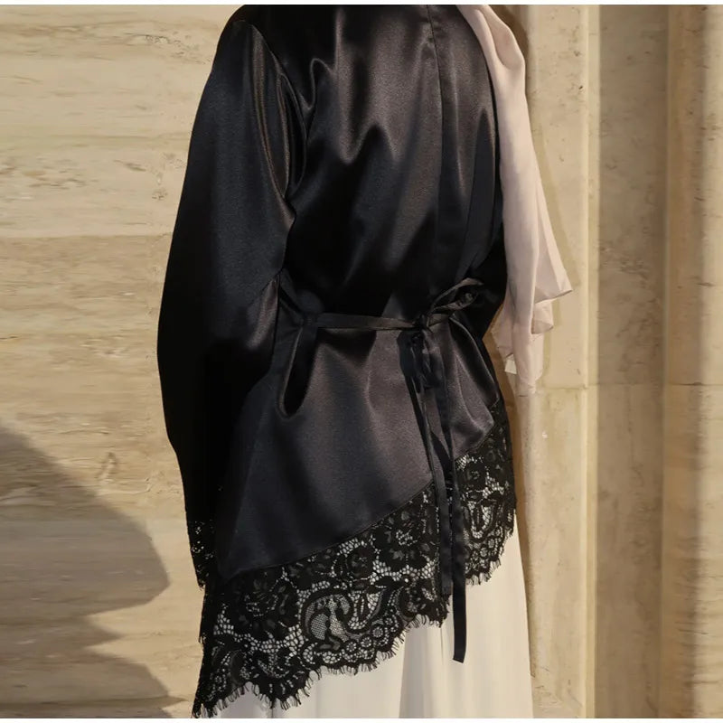 Slim Belted Waist-cinching Round Neck