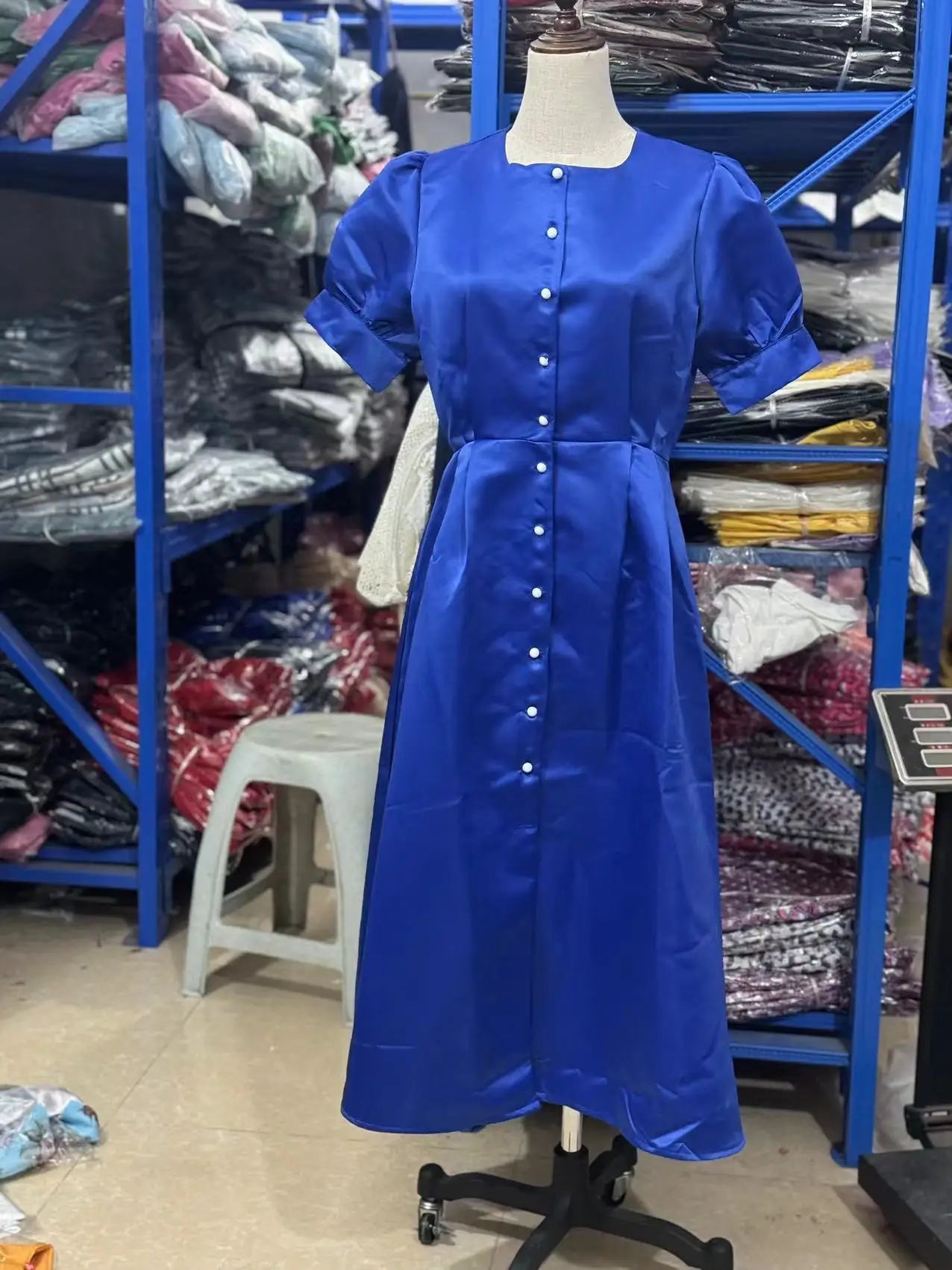 Button Midi Dress -Puff Sleeve