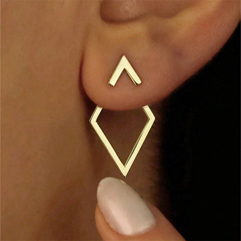 Metal geometric earrings - diamond shaped arrow