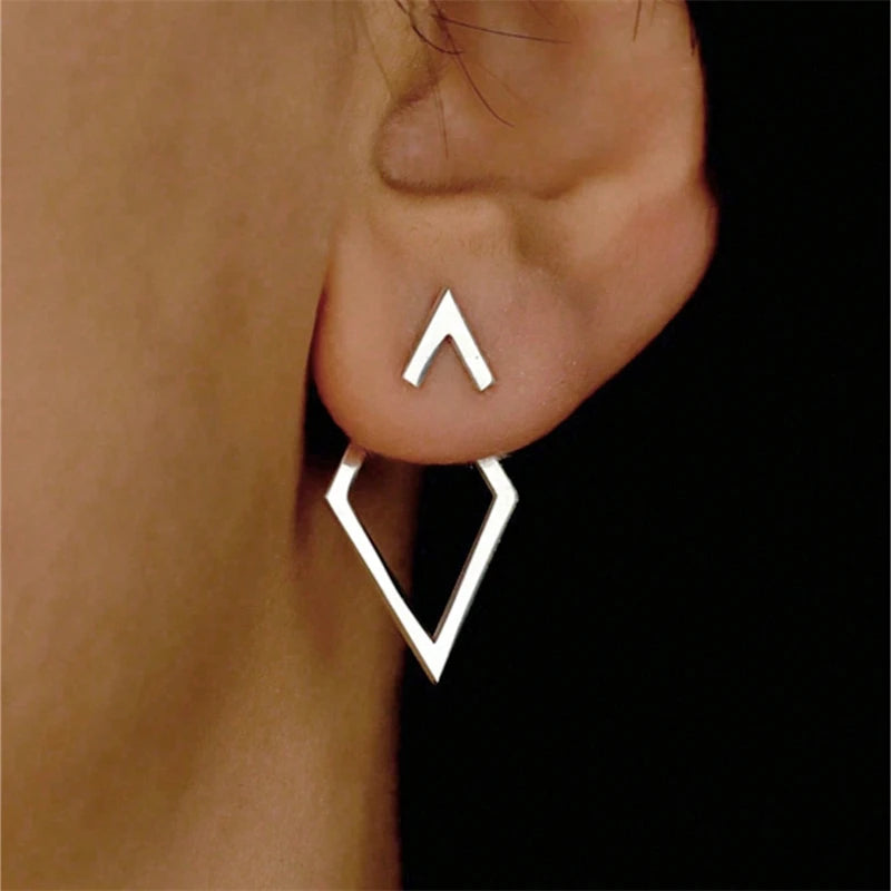 Metal geometric earrings - diamond shaped arrow
