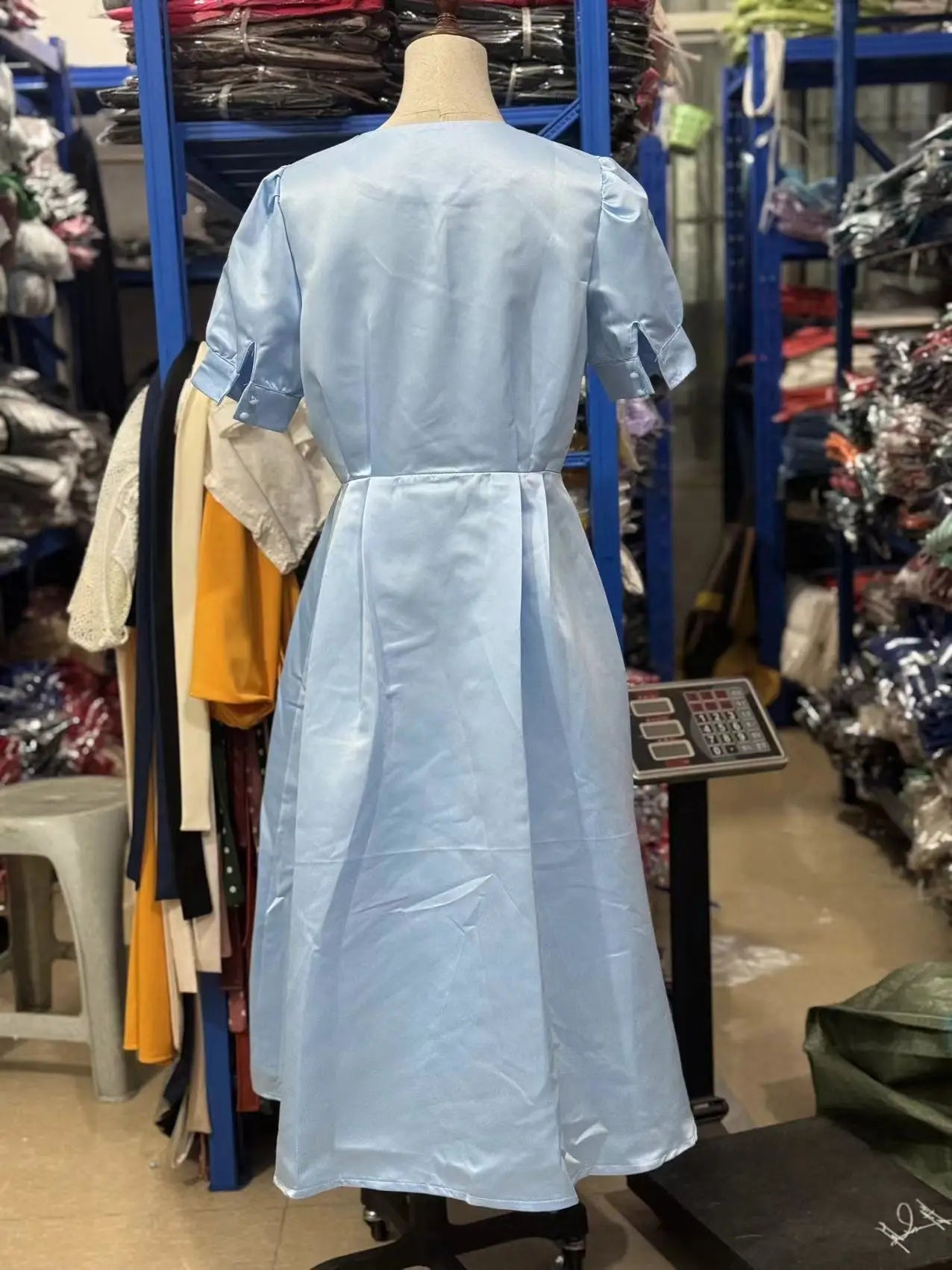 Button Midi Dress -Puff Sleeve