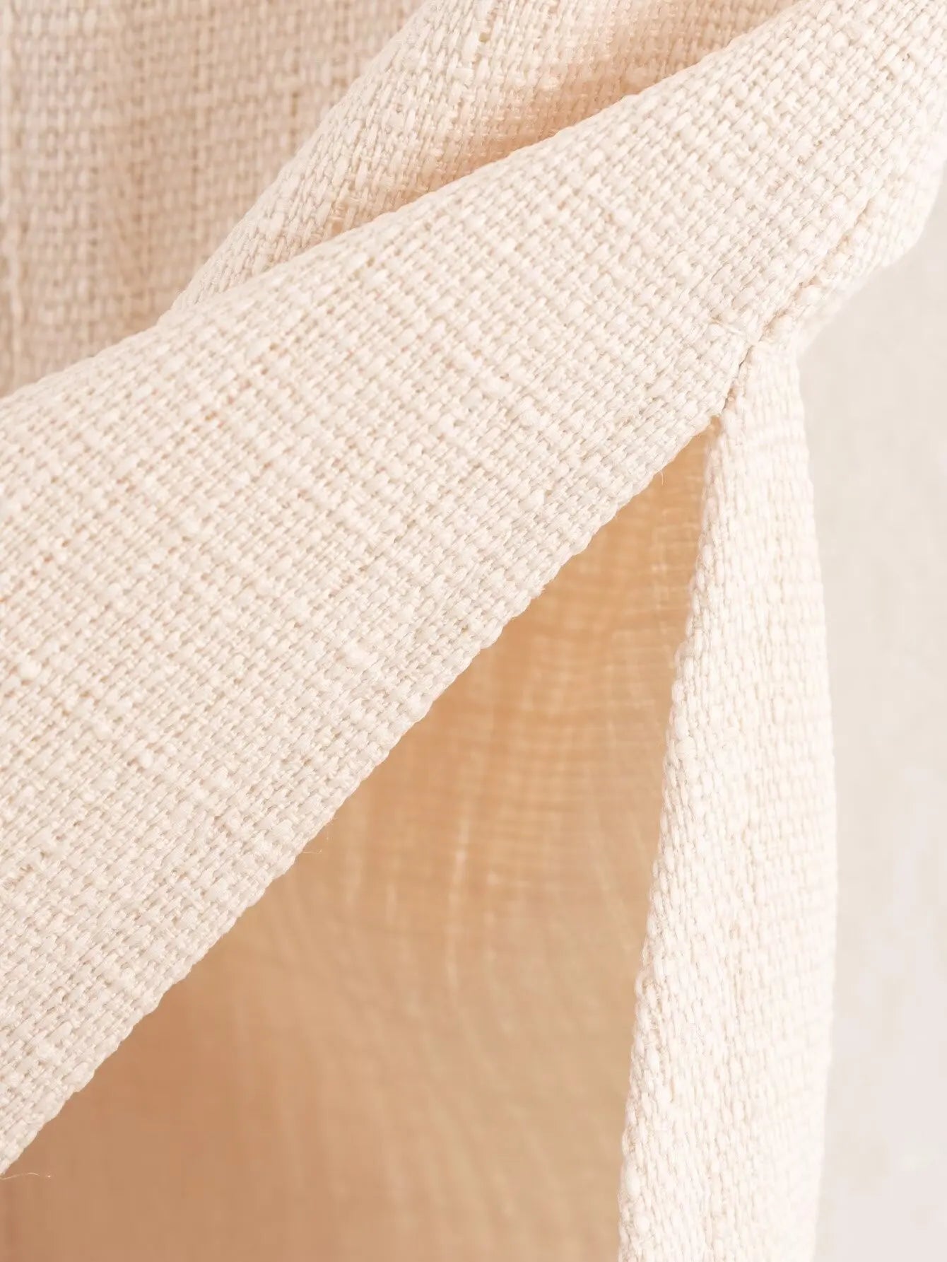 Set Lady - Casual Off-shoulder