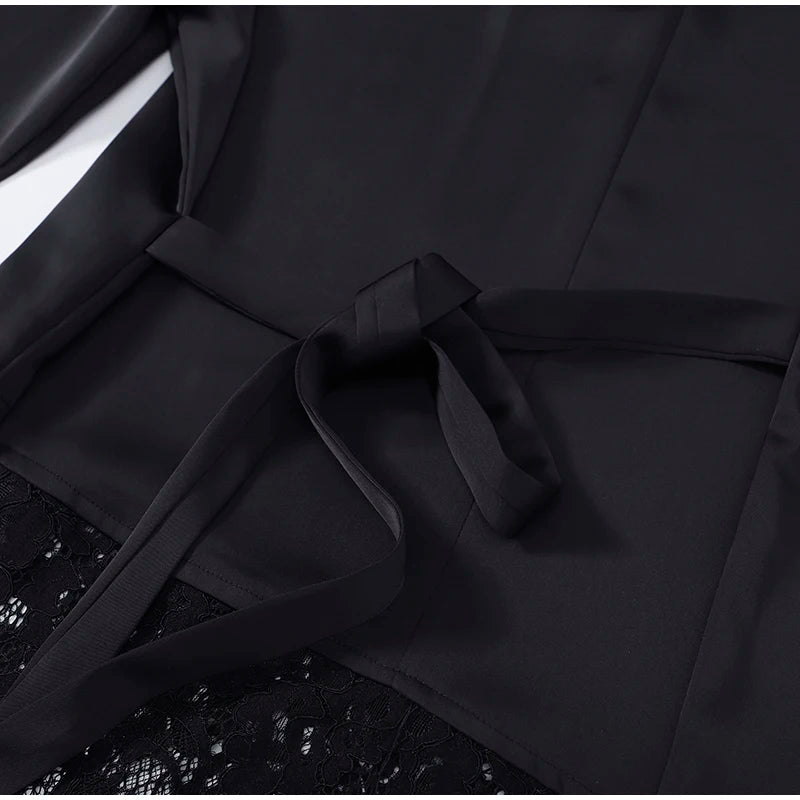 Slim Belted Waist-cinching Round Neck